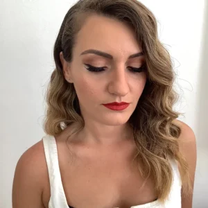 Emily's Beauty - Επαγγελματικό Μακιγιάζ